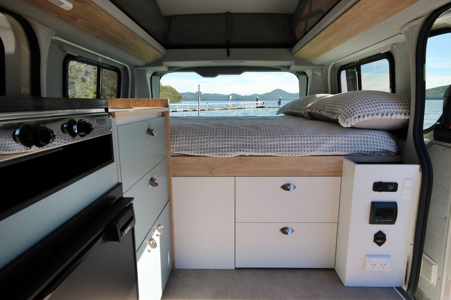 Bus 4x4 Campervan Conversion of Hiace - Bus 4x4 Group, 4x4 Bus ...